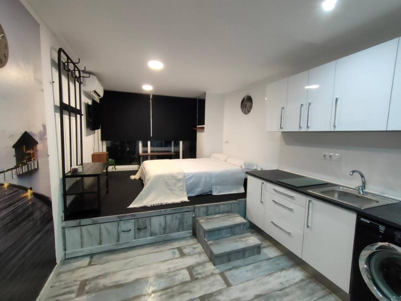 Playamar Estudio 2 Huesped 40M Playa Wifi Apartment Torremolinos